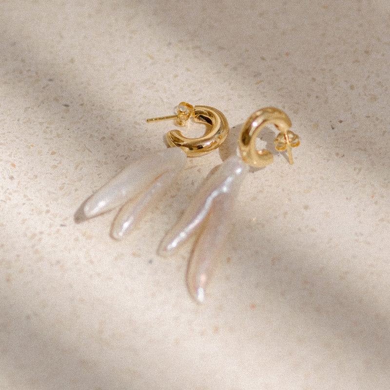Split Pearl Earrings - GOLD