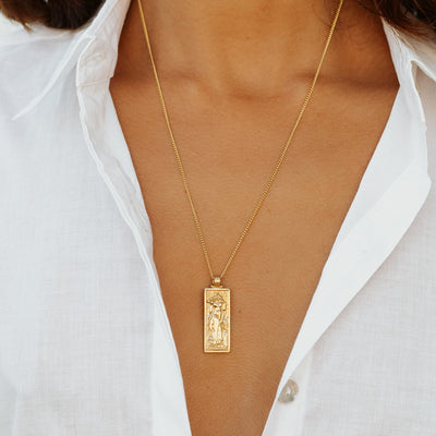 9KT SOLID GOLD Freyja Goddess of Love Pendant Necklace
