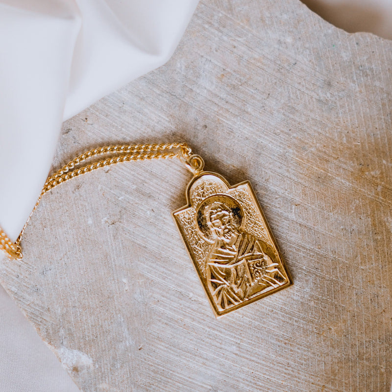 9KT SOLID GOLD - St Nicholas - Patron Saint of Children